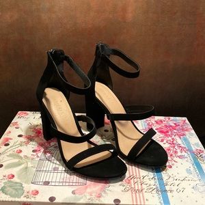 Black open toe heels!